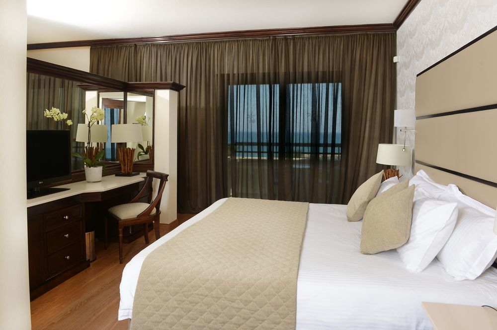 Palm Beach Hotel & Bungalows ลาร์นาคา ภายนอก รูปภาพ